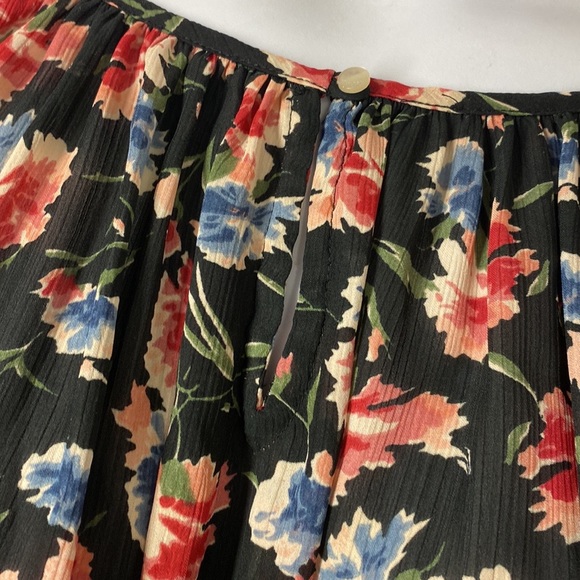 Chaps 1x Bell Sleeve Floral Tunic Top - Picture 2 of 8